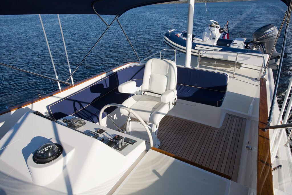 Flybridge of the Krogen Express 52