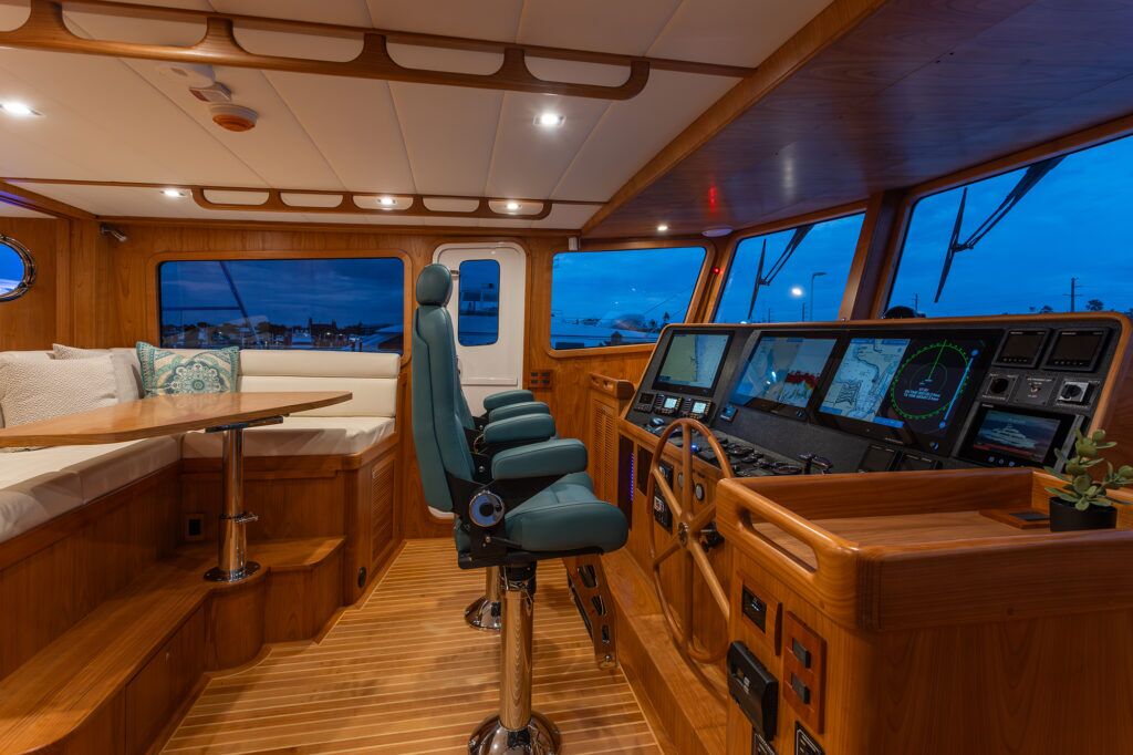 Krogen 60 Open pilothouse