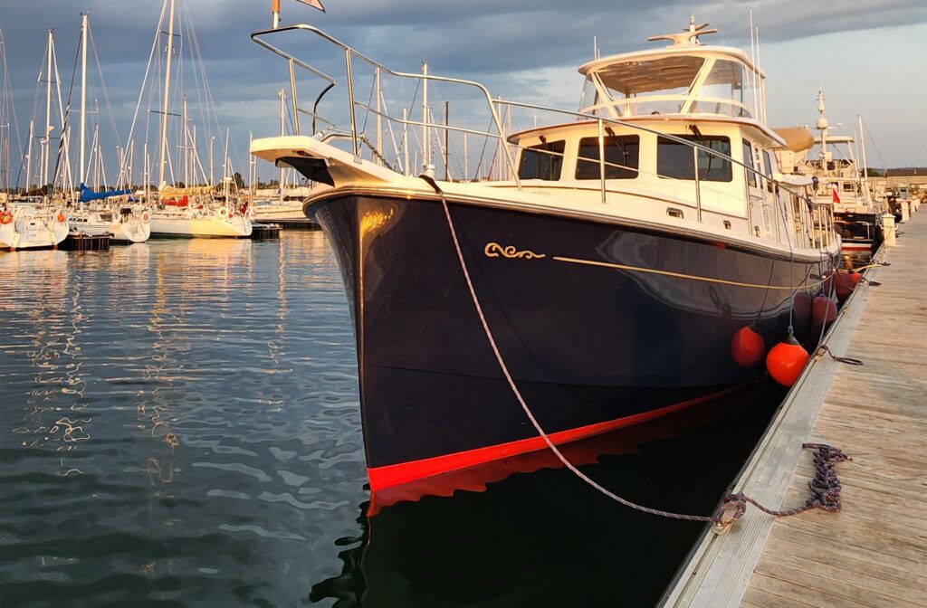 Krogen Express 52 at dock