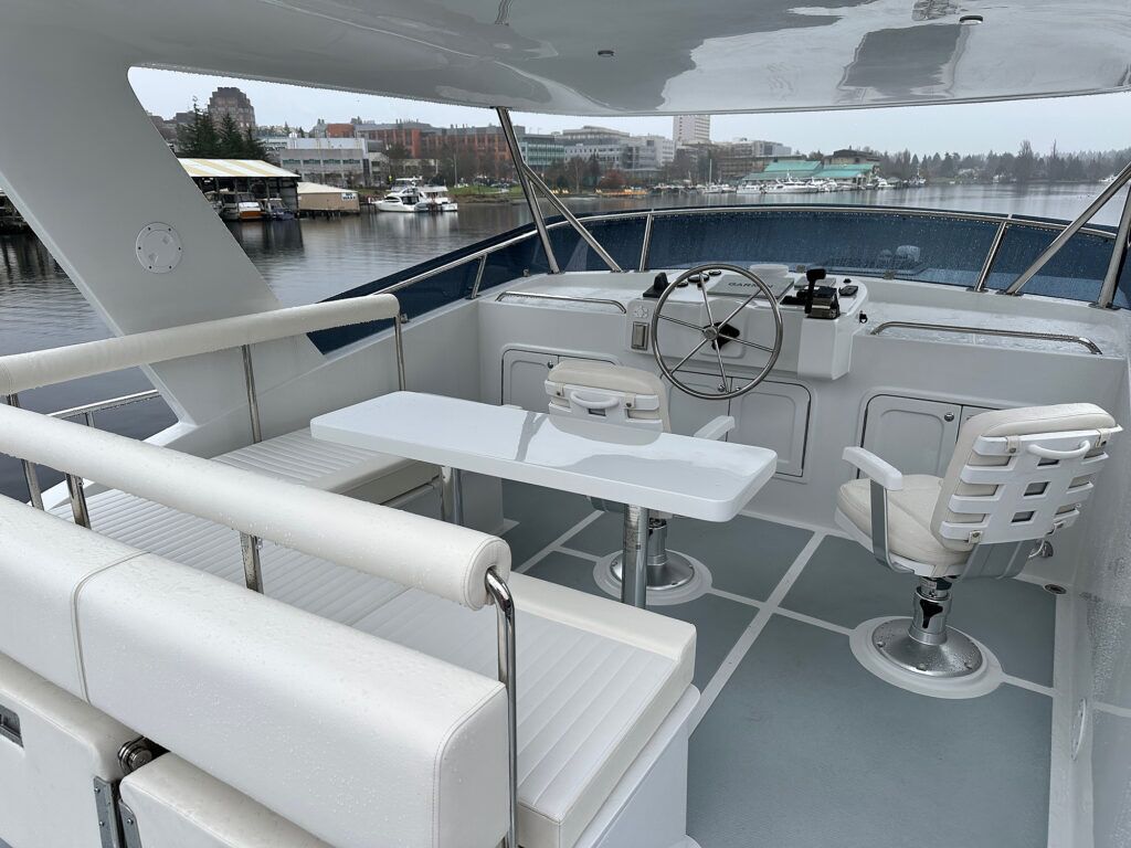 Flybridge on the Helmsman Pilothouse 46
